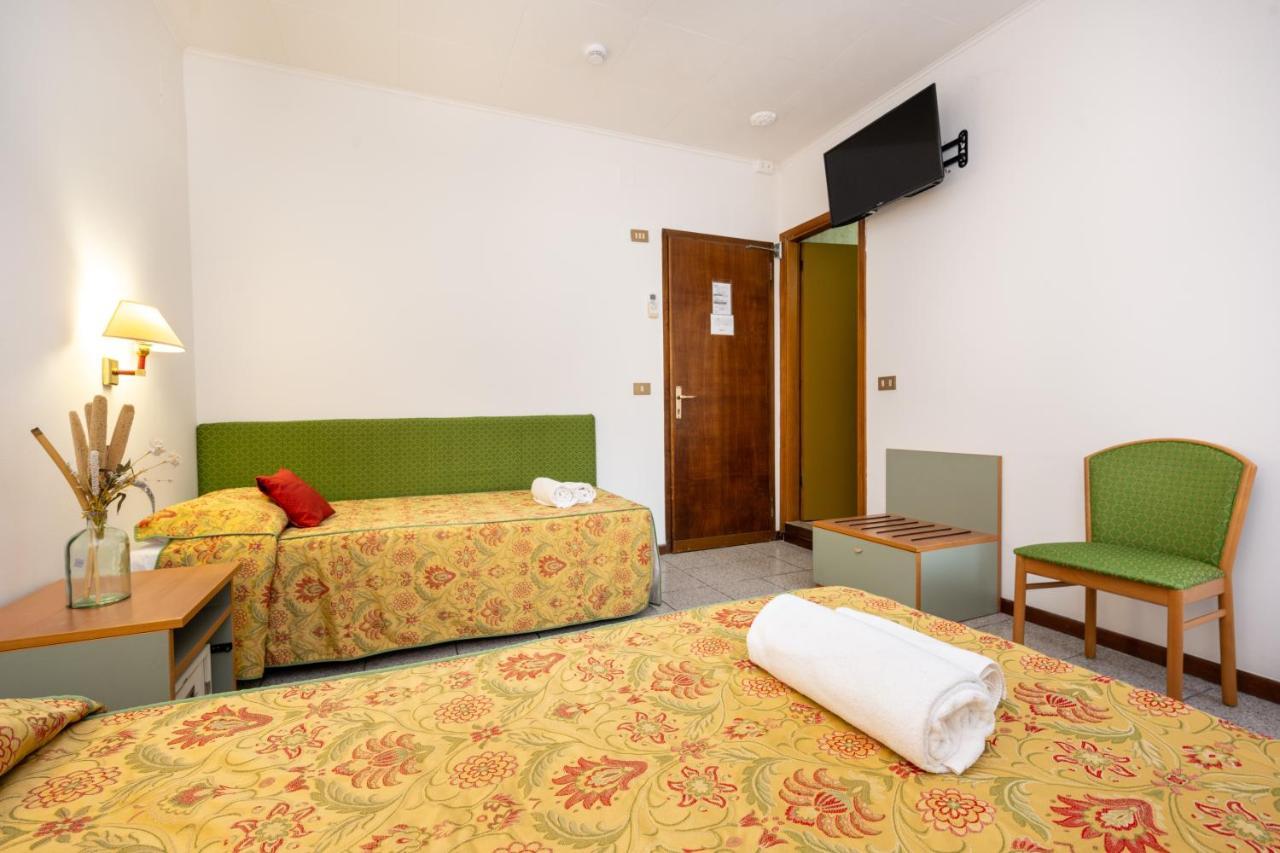 Camelia Rooms Venice Guesthouse メストレ エクステリア 写真